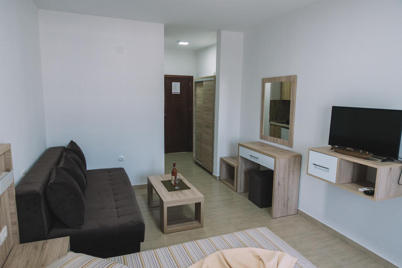 Sunrise Apart-Hotel Ulcinj Exterior photo